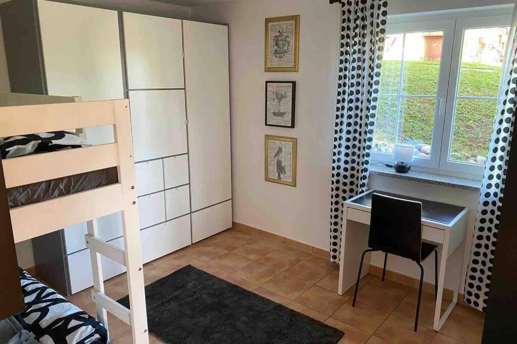 Apartment Seeblume - Mit Pool Und Seeblick *